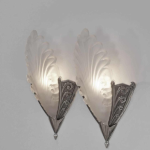 H.Mouynet : een paar Franse 1930 art deco wandlampen