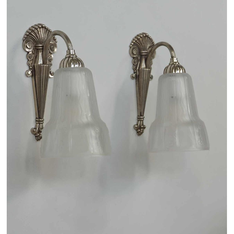 A.Richard & Muller frères : a pair of French art deco wall sconces, 1930 France