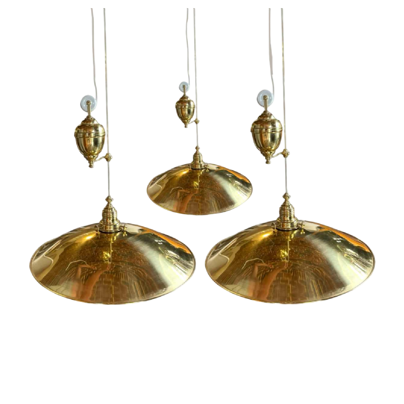 Suite de 3 suspensions de style Hollywood Regency réglables en hauteur laiton doré, Italie ca 1980