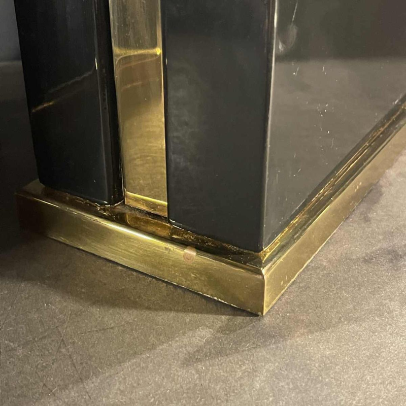 Pair of Hollywood Regency lamps, black lacquer and brass, circa 1970