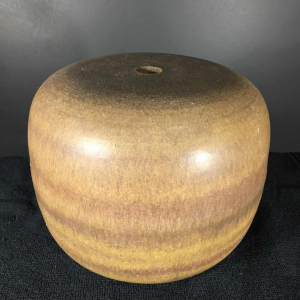 ANTONIO LAMPECCO, Vase " Boule " brun en céramique, circa 1970