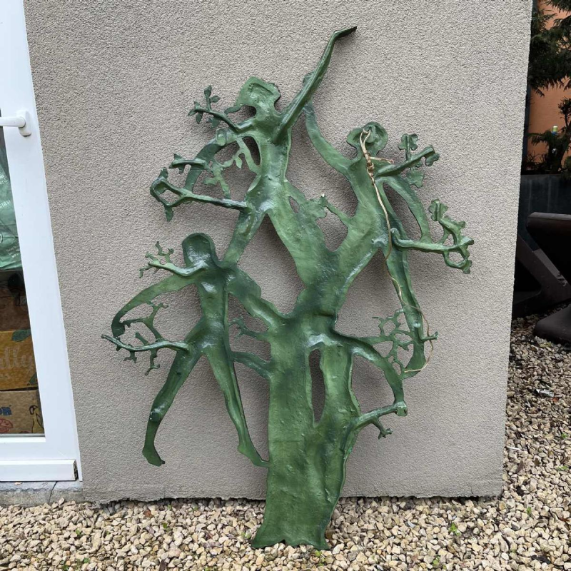 Jozef (Jos) van Acker “Ode aan de vrouw (137cm)” wandsculptuur van hars, ca 1960