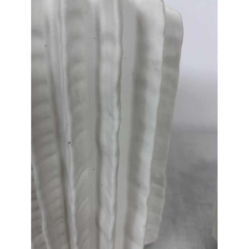 Pair of sculptural ceramic vases with matt finish - Italy, 1980s