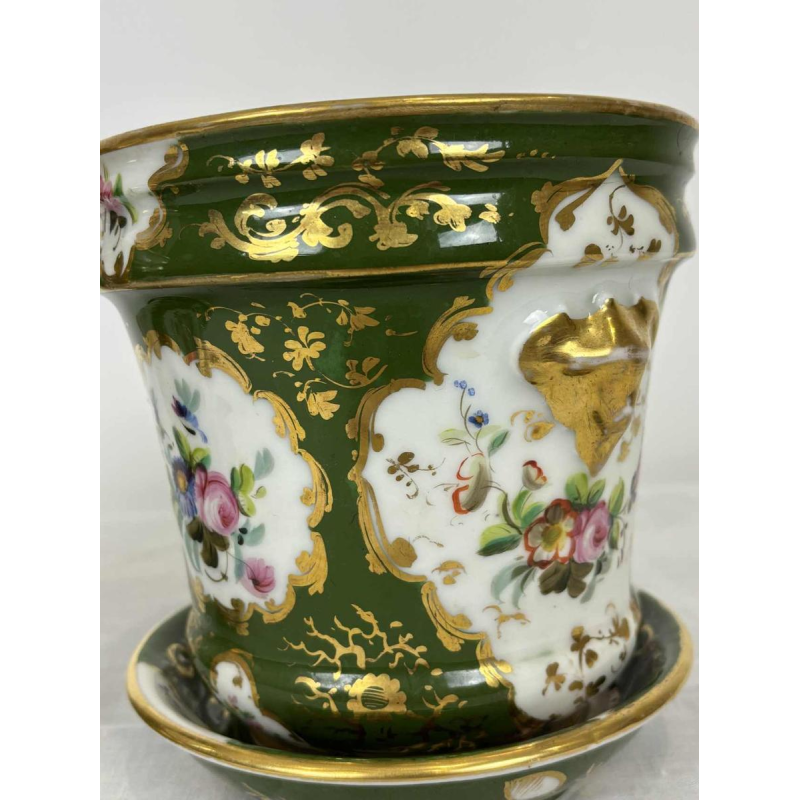 Pair of planters and bowls, green Paris porcelain, floral and gilded decoration, 19th c