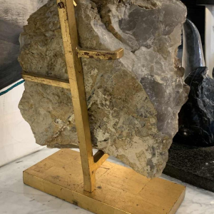 WILLY DARO (attr) Important QUARTZ Noir Fumé, Pierre Naturelle, Pied doré 1970s