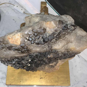 WILLY DARO (attr) Important QUARTZ Noir Fumé, Pierre Naturelle, Pied doré 1970s