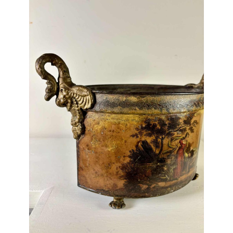 Jardinière en tôle peinte à décor de scène pastorale, XIXe siècle