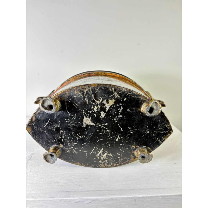 Jardinière en tôle peinte à décor de scène pastorale, XIXe siècle