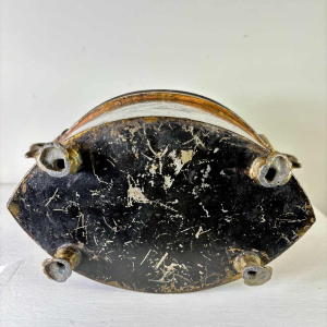 Jardinière en tôle peinte à décor de scène pastorale, XIXe siècle