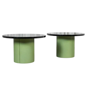 Set de 2 tables basses, fut central cuir vert matcha, épais plateau de plexiglass fumé