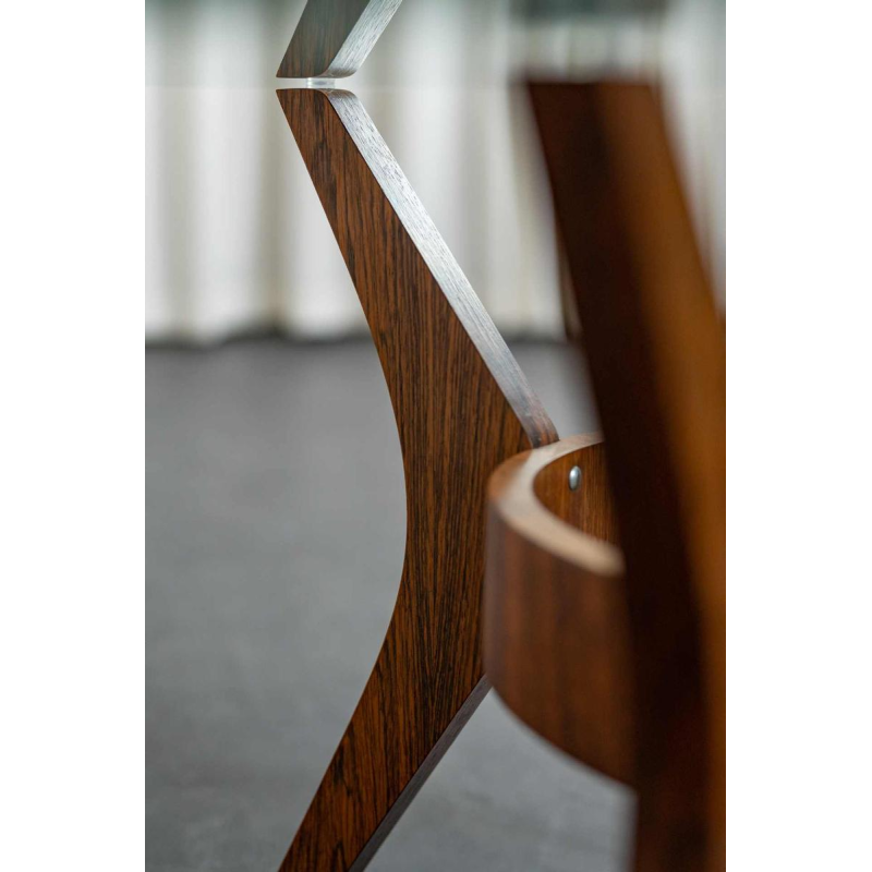 Mid Century round coffee table with spider legs, ca 1950