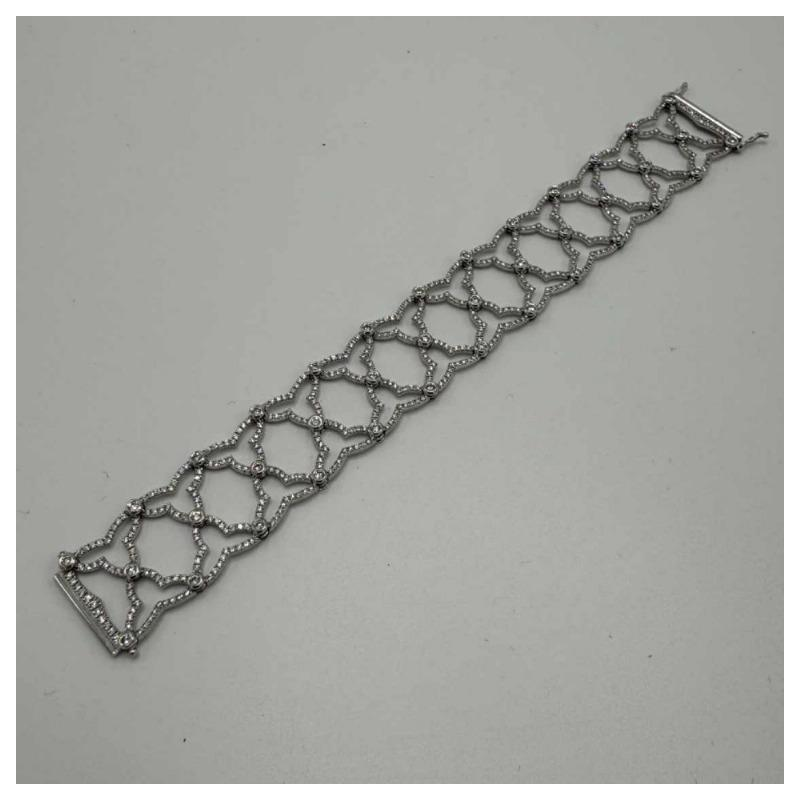 Théo Fennell bracelet in 18-carat white gold set with diamonds