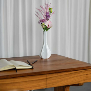 Middeneeuws bureau, palissanderfineer, 3 laden, Italië ca 1950