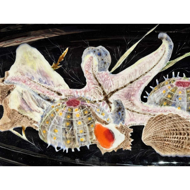 Guy TREVOUX (in Cornouaille) large ceramic dish with shellfish decoration