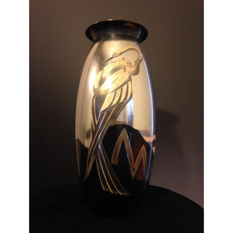 Lucien Gerfaux, Art Deco vaas in koperwerk, dierendecor met reiger 1930