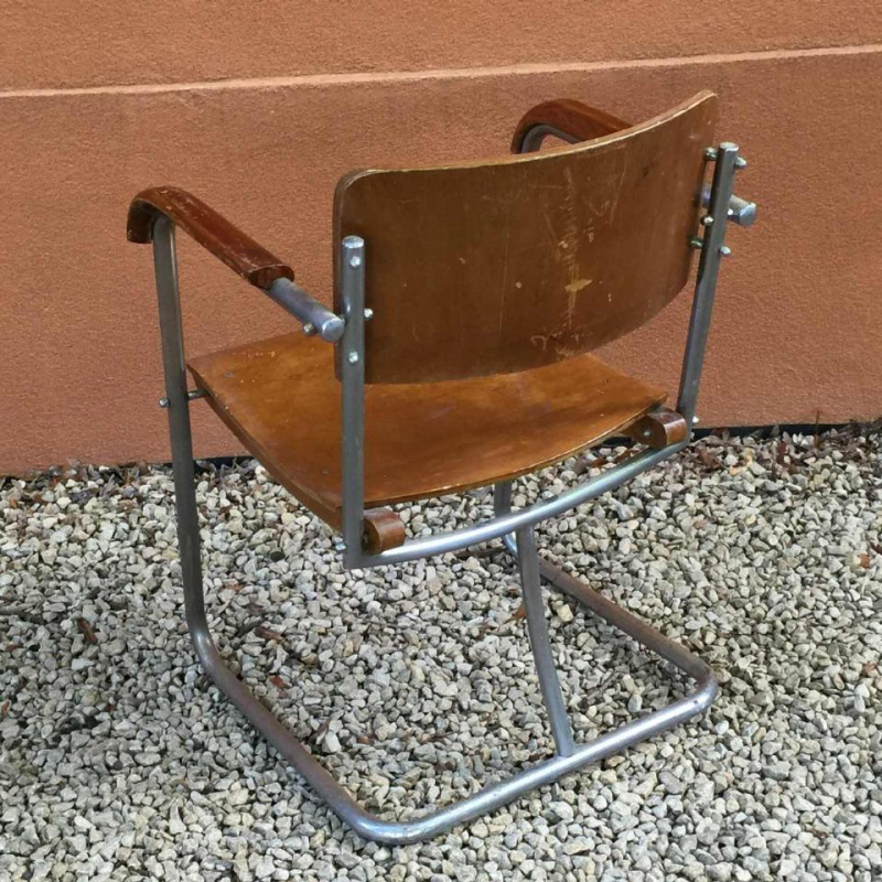 Modernist armchair in the style of Marcel Breuer, plywood, screwed steel tubes, 1930
