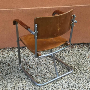 Fauteuil moderniste style Marcel Breuer, contre-plaqué, tubes acier vissés, 1930