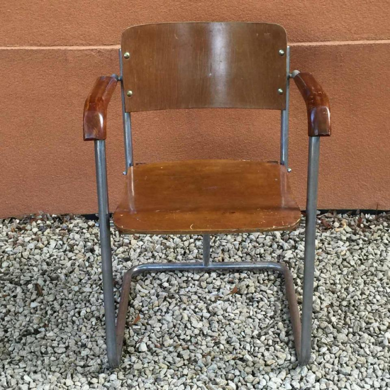 Fauteuil moderniste style Marcel Breuer, contre-plaqué, tubes acier vissés, 1930