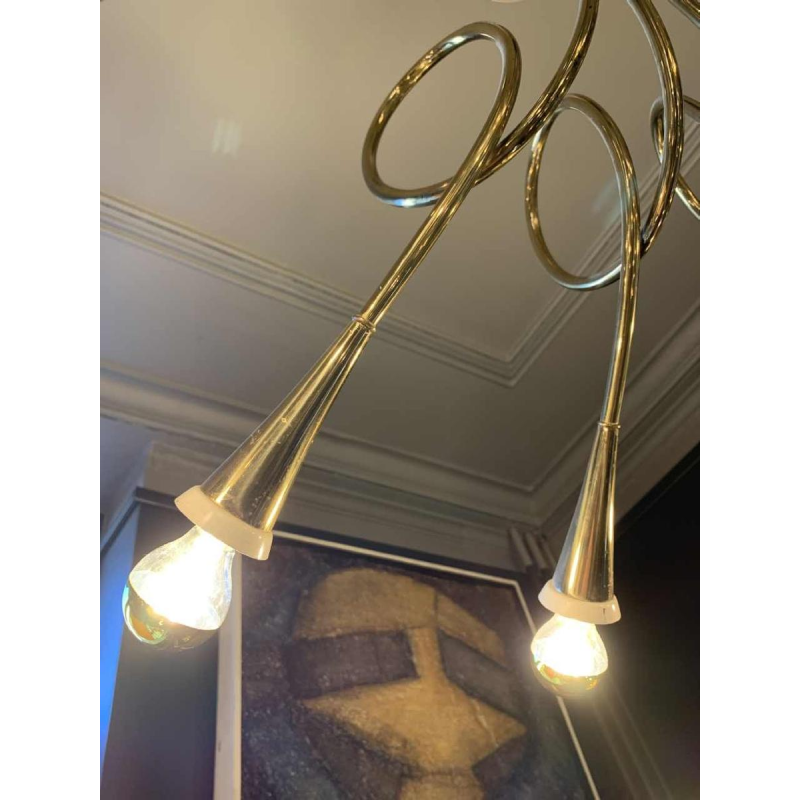 STILNOVO "Hunting Trumpets" Chandelier gilded brass & white lacquered metal 1950