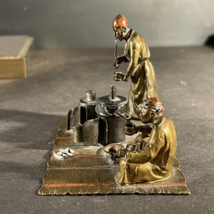 Bronze de Vienne, sculpture orientaliste arabisante " Les vendeurs de thé " 1890