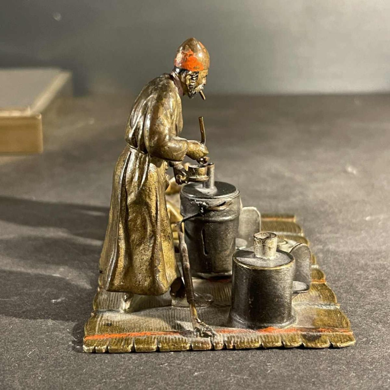 Vienna bronze orientalist Arabist sculpture "The Arab tea sellers", ca 1890