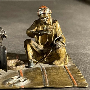 Bronze de Vienne, sculpture orientaliste arabisante " Les vendeurs de thé " 1890
