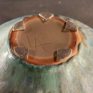 ANTONIO LAMPECCO, turkoois keramische halve bolvaas, ca 1980