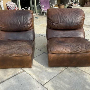 DE SEDE, Paar vintage lederen fauteuils / haardstoelen / clubs, jaren 70