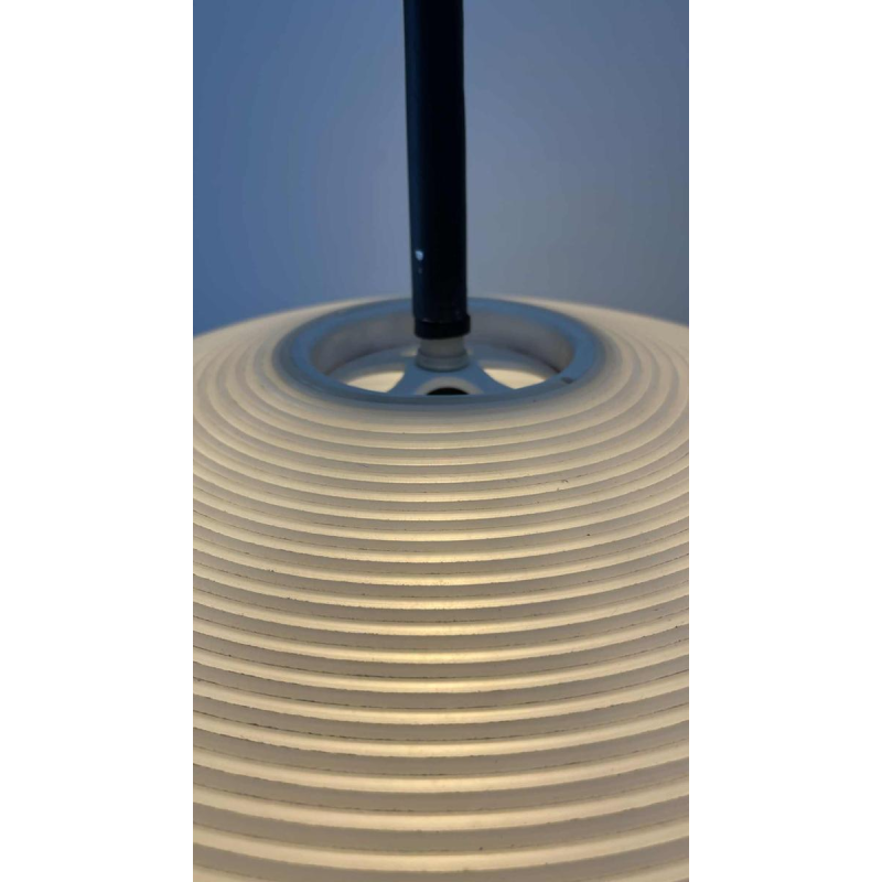 Mathieu Matégot (toegeschreven), staande lamp (lamp & tafel) buisvormig metaal