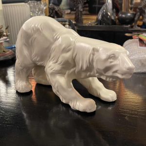 Polar bear, Art Deco ceramic sculpture, circa 1930