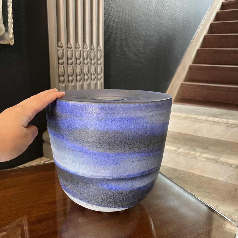 ANTONIO LAMPECCO, vase en céramique bleu, subtile couverte voilée, ca 1970