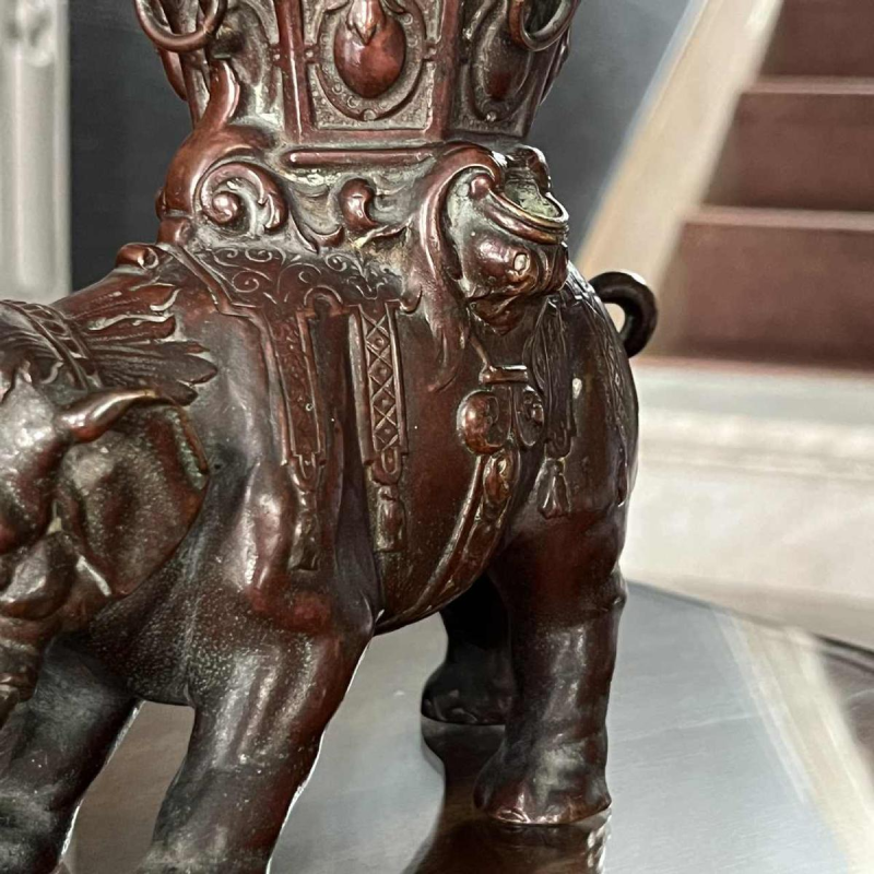 Aziatische bronzen wierookbrander, olifant sculptuur, vroeg 19e eeuw