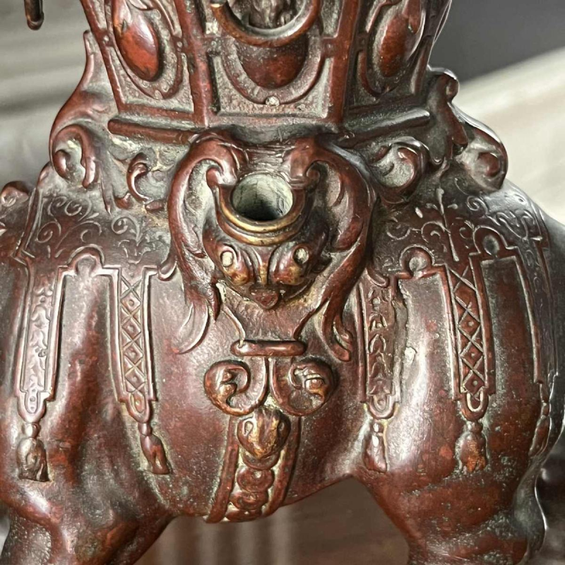 Asian bronze incense burner, elephant sculpture, early 19th century