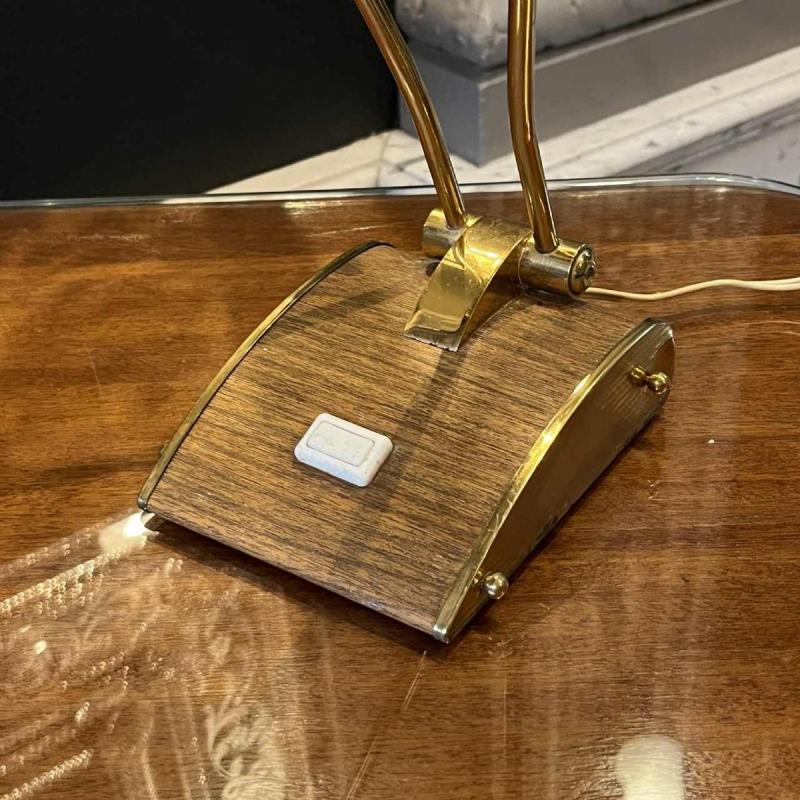 EILEEN GRAY JUMO Table or desk lamp (gold & brown), modernist design, ca 1945