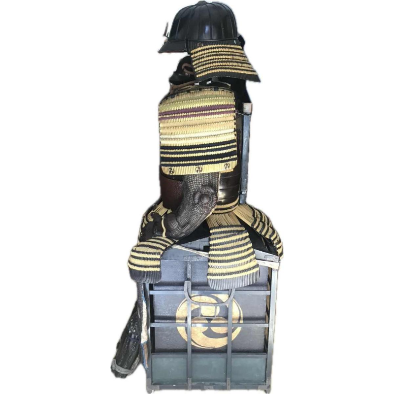 Armure de Samourai ayant appartenu au deuxieme Seigneur du Domaine Itzumi Ishiwada