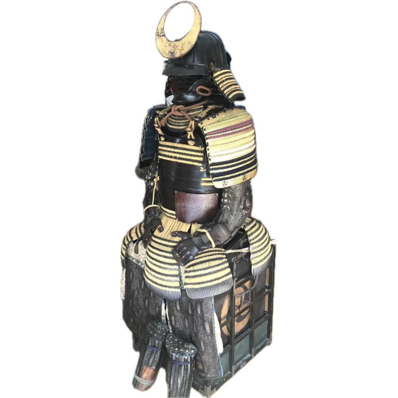 Samurai armour belonging to the second Lord of the Domain Itzumi Ishiwada