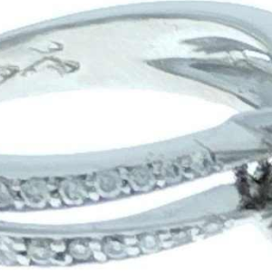 Ring in 18 karaat witgoud met diamant