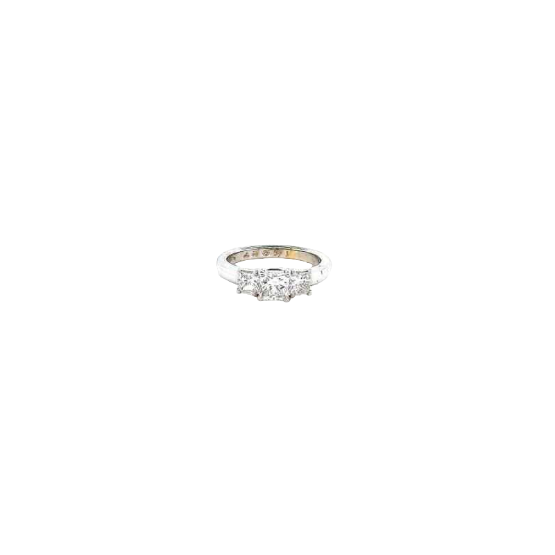 Bague Trilogie Princesse en or blanc, diamants de haute qualité