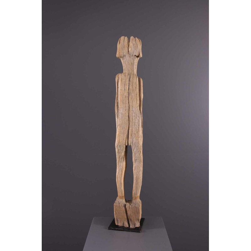 African tribal art - Statue Sakalava Madagascar