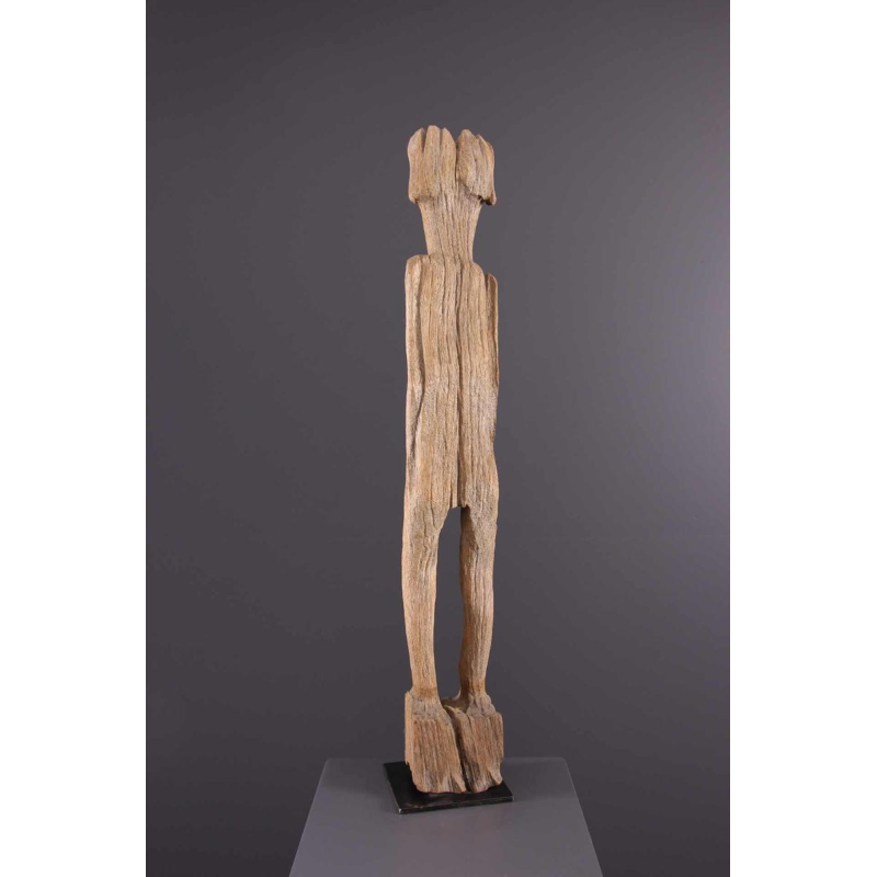 African tribal art - Statue Sakalava Madagascar