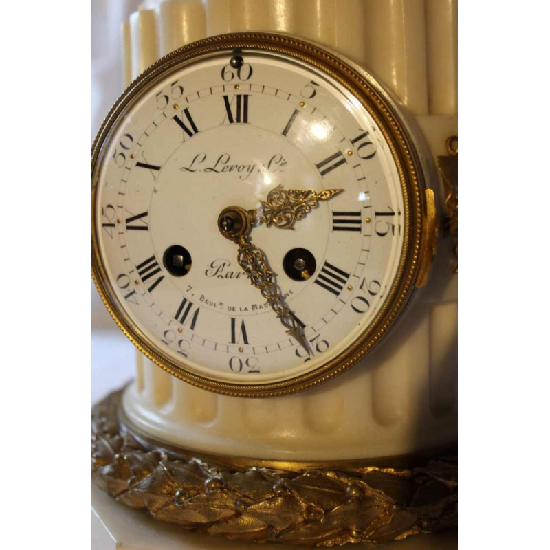 White marble clock by L. Leroy, gilt bronze Amour Cupidon sculpture by Carlier, 19th c