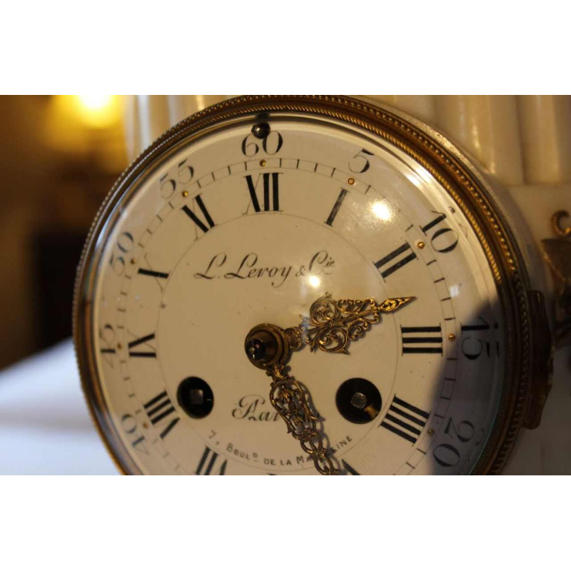White marble clock by L. Leroy, gilt bronze Amour Cupidon sculpture by Carlier, 19th c
