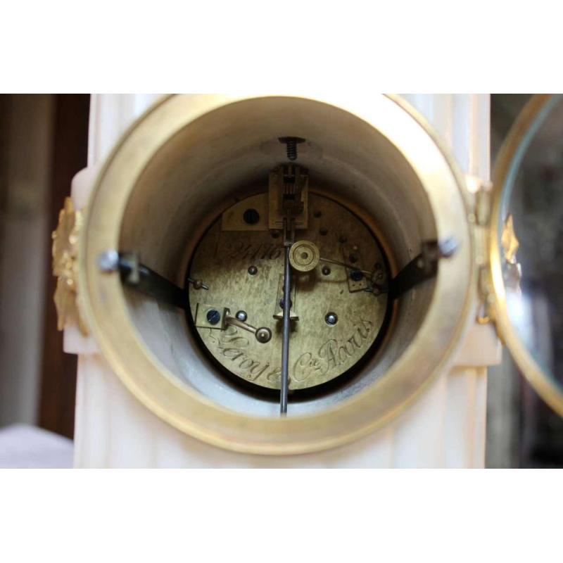 White marble clock by L. Leroy, gilt bronze Amour Cupidon sculpture by Carlier, 19th c