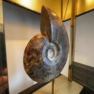 MAISON JANSEN (attr) 'Ammonite' lamp 102cm, gilded brass and black lacquered wood, Hollywood Regency ca 1970