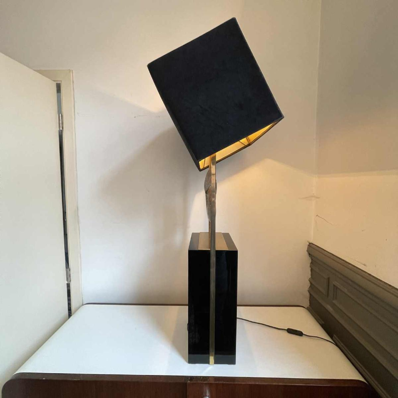 MAISON JANSEN (attr) lampe 'Ammonite' 102cm, laiton dore´ et bois laque´ noir, Hollywood Regency ca 1970