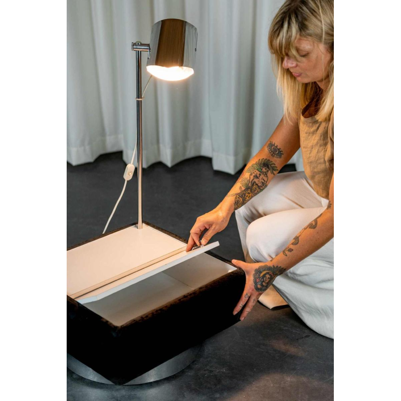 Paire de 2 tables d'appoint avec lampe intégrée, Design Space age, chrome et alcantara noir, ca 1980