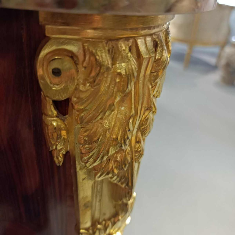 Commode Transition Louis XV - Louis XVI estampille G.Lavigne- Marbre Sarrancolin