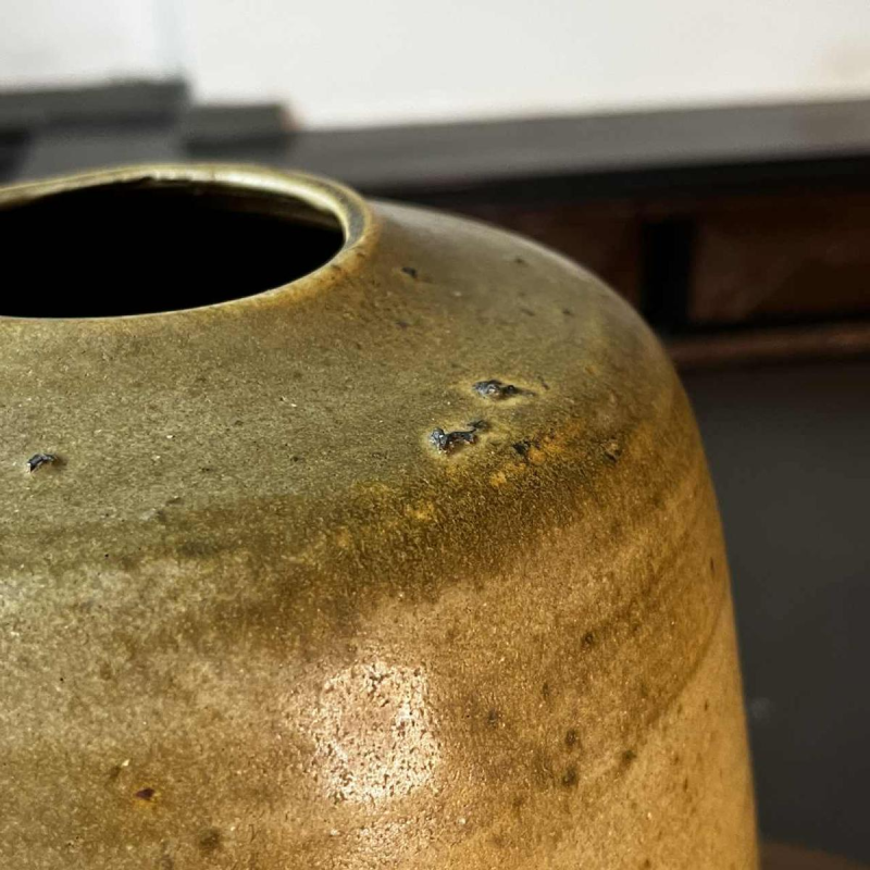 GEORGES PONSART, vase 33cm moderniste jaune sans col, gre`s sale´ grand feu, Bouffioulx ca 1950