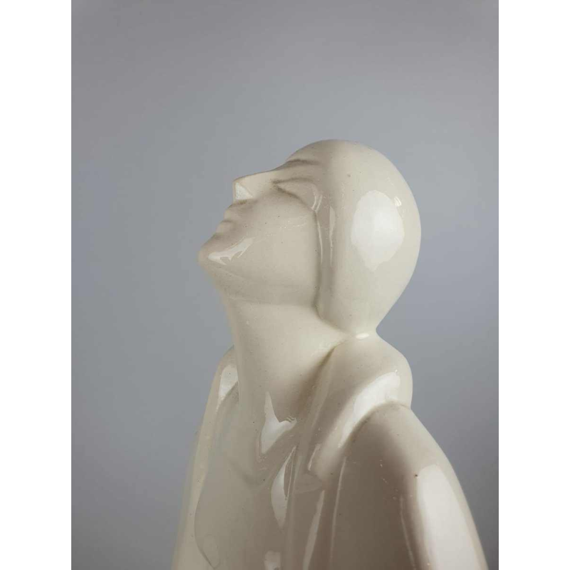 Louis Rivet 'Femme nue sortant du bain' sculpture en céramique Art Déco, craquelé blanc, ca 1930