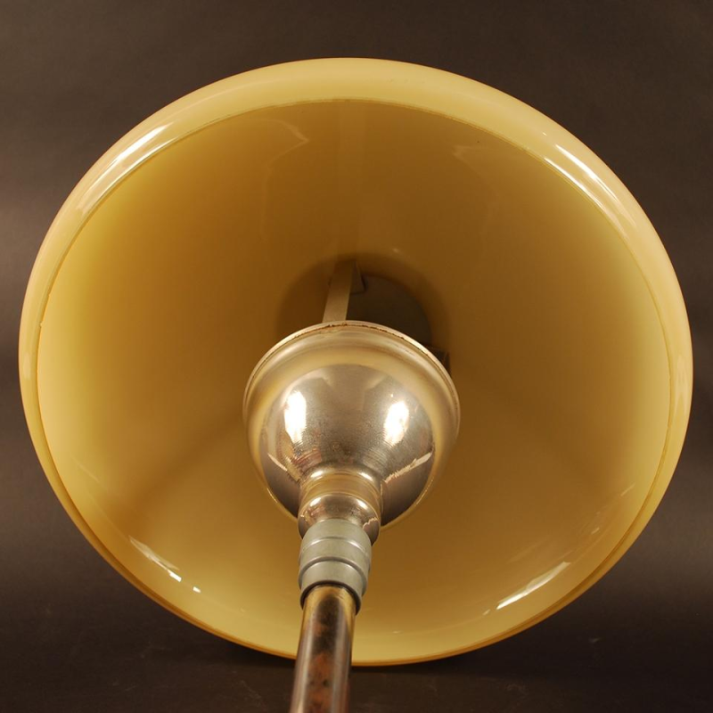 Art Deco table lamp in metal and opaline glass - circa 1930